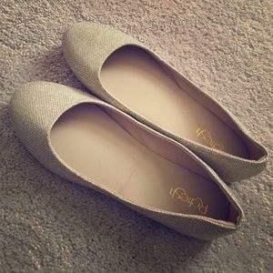 Sparkly gold flats