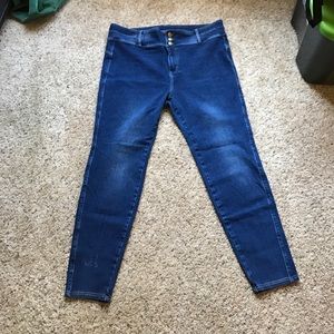 Forever 21+ high rise jeans, stretchy