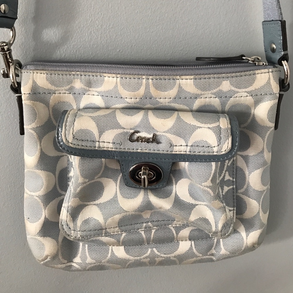 Baby blue coach cross body