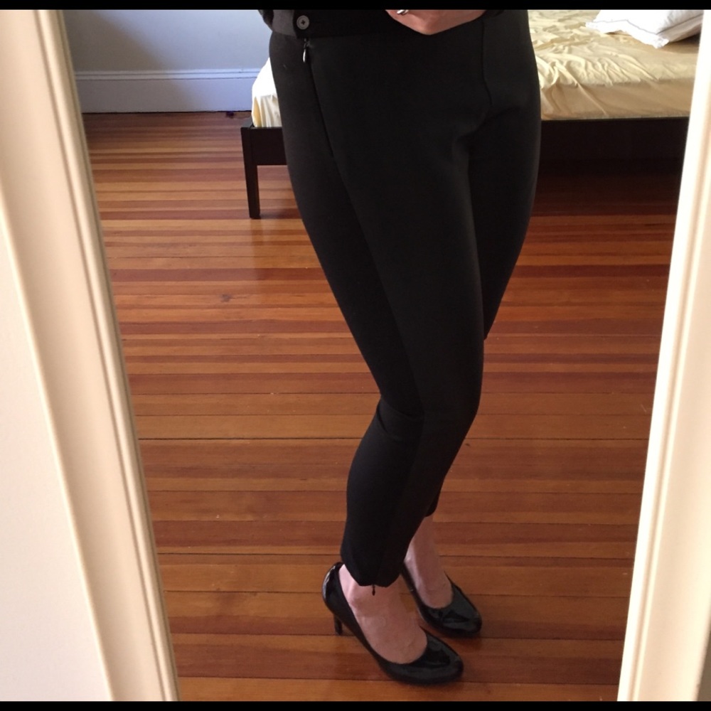 Banana Republic Women’s black Leather pants - Sloan Fit