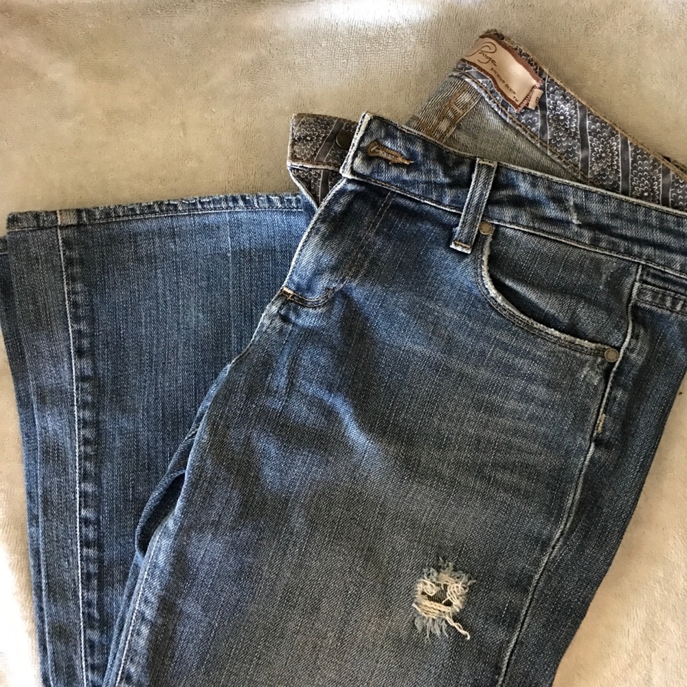 EUC Paige denim bootcut jeans!