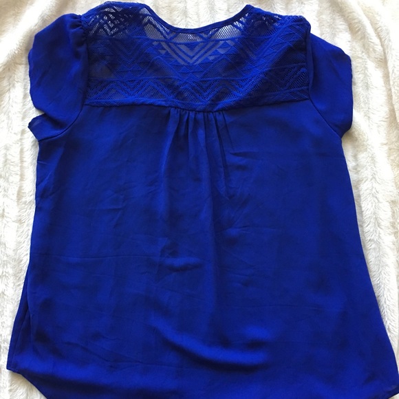 Blue blouse - Picture 2 of 4