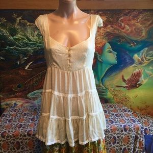 FREE PEOPLE Top size 6