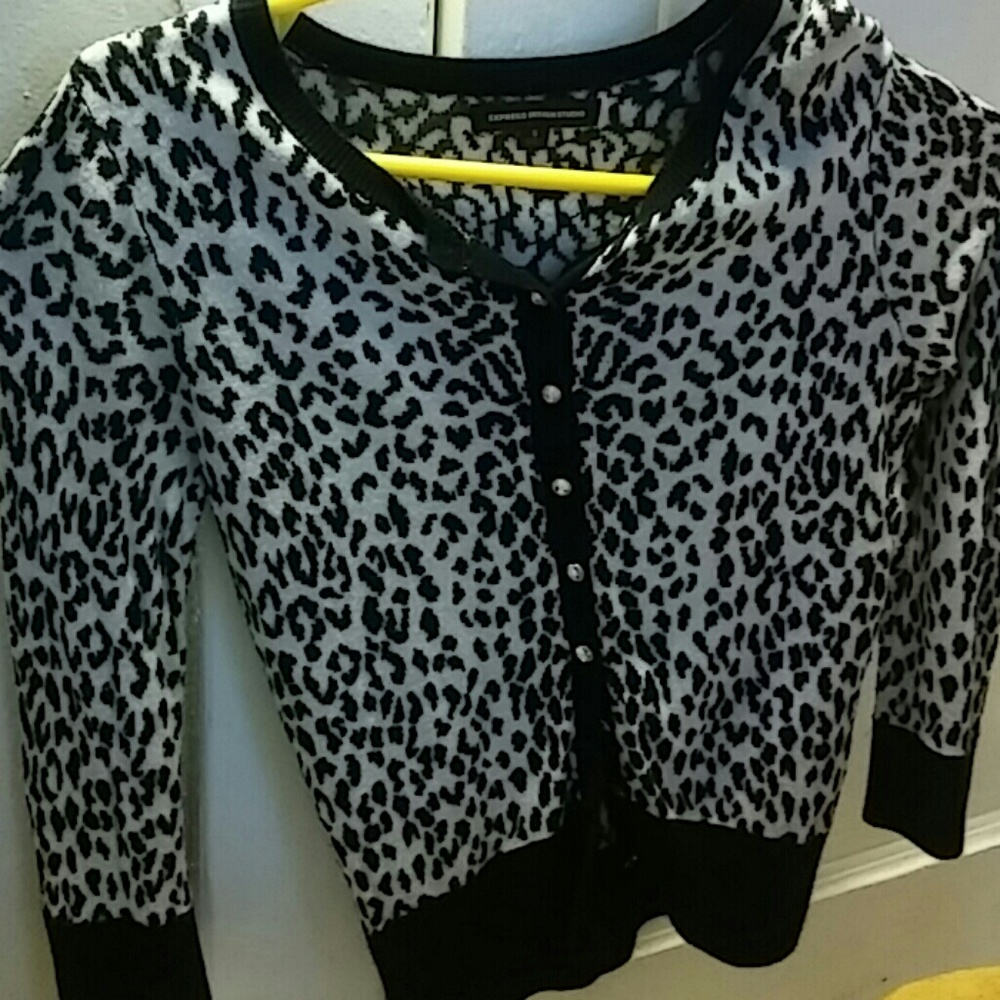 White leopard sweater