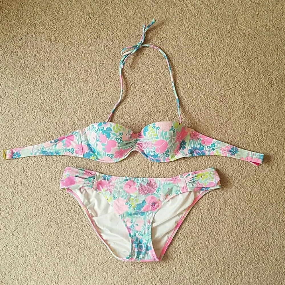 VS bikini