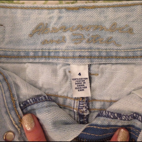 Light denim jean skirt Abercrombie and fitch - Picture 3 of 6