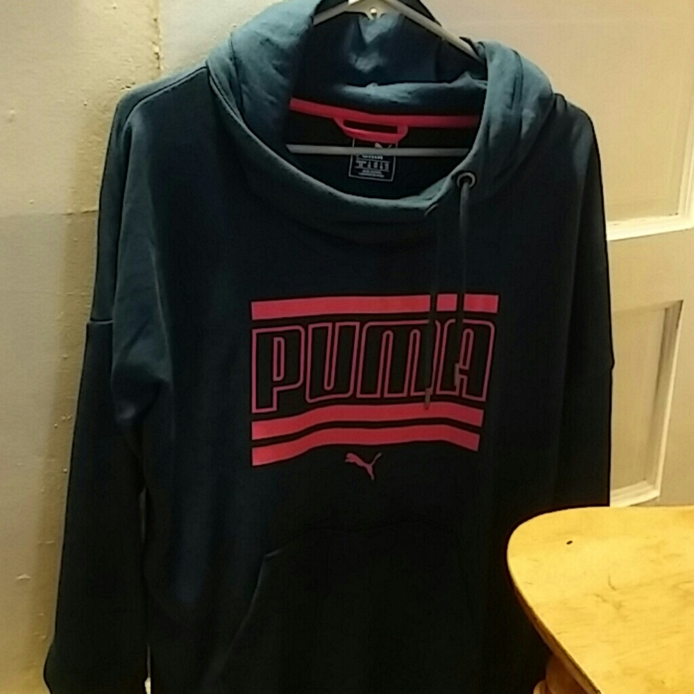 Puma swearter
