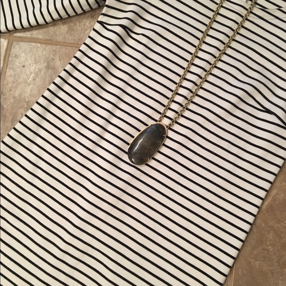 Stella & Dot Statement Pendant necklace