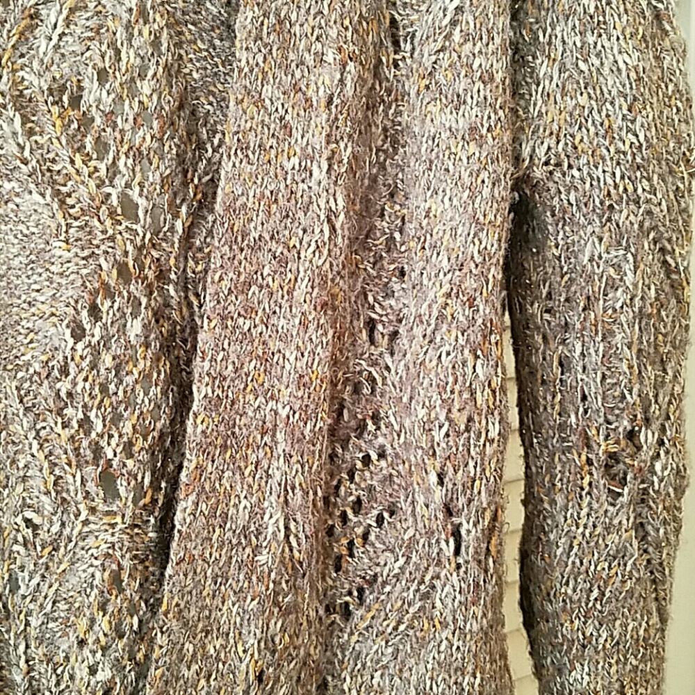 Sweater - Picture 2 of 2