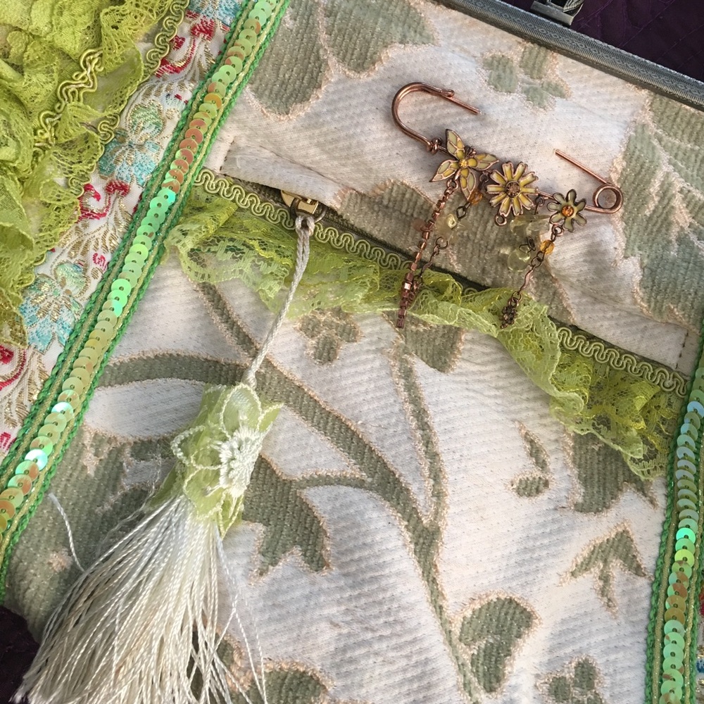 Purse - Picture 5 of 6