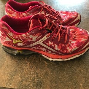 Mizuno running shoes