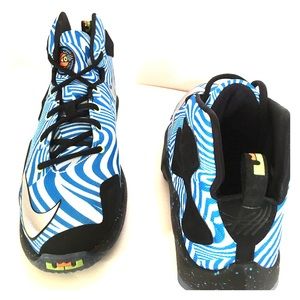 SOLD - Nike Lebron XIII 13 GS Basketball Shoes