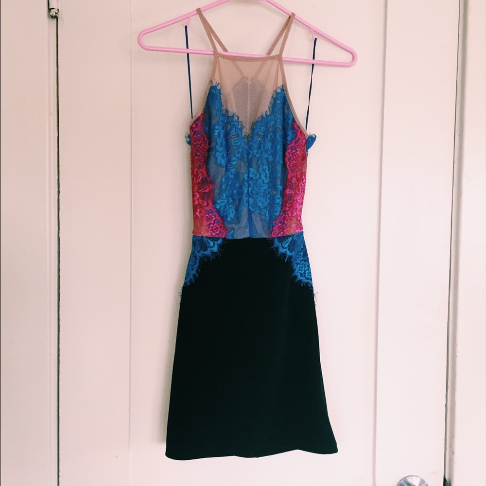 TOPSHOP! Lace dress
