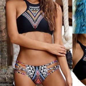❤woman's 👙 multicolored bikini size M. NWOT