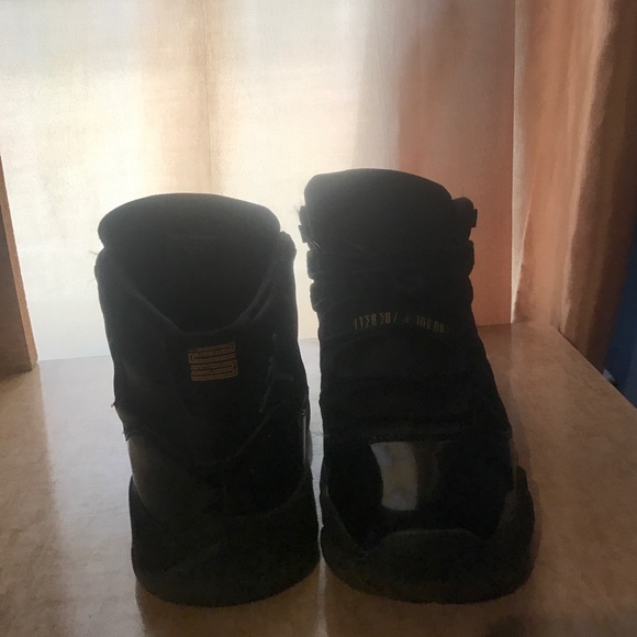 Gamma Blue 11's (For Sell Or Trade) - Picture 2 of 4