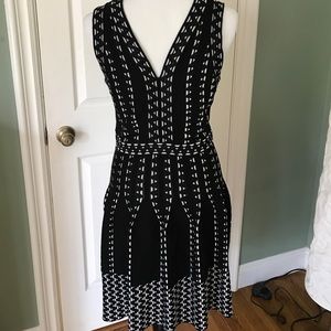 M Missoni Black White Triangle 46 NWOT $995