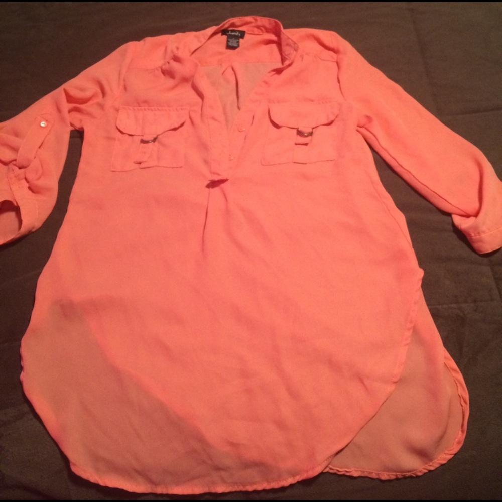 Juniors Justify small top