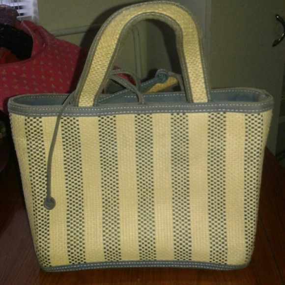 Kenneth Cole Handbags - Sale! Hur. IRMA Kenneth Cole Purse teally nice Kenneth Cole Handbags - Sale! Hur. IRMA Kenneth Cole Purse teally nice
