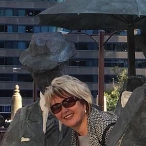 Meet your Posher, Beata