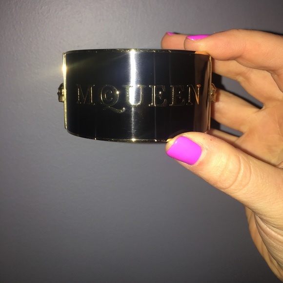 Alexander McQueen Skull Bracelet - Picture 2 of 2