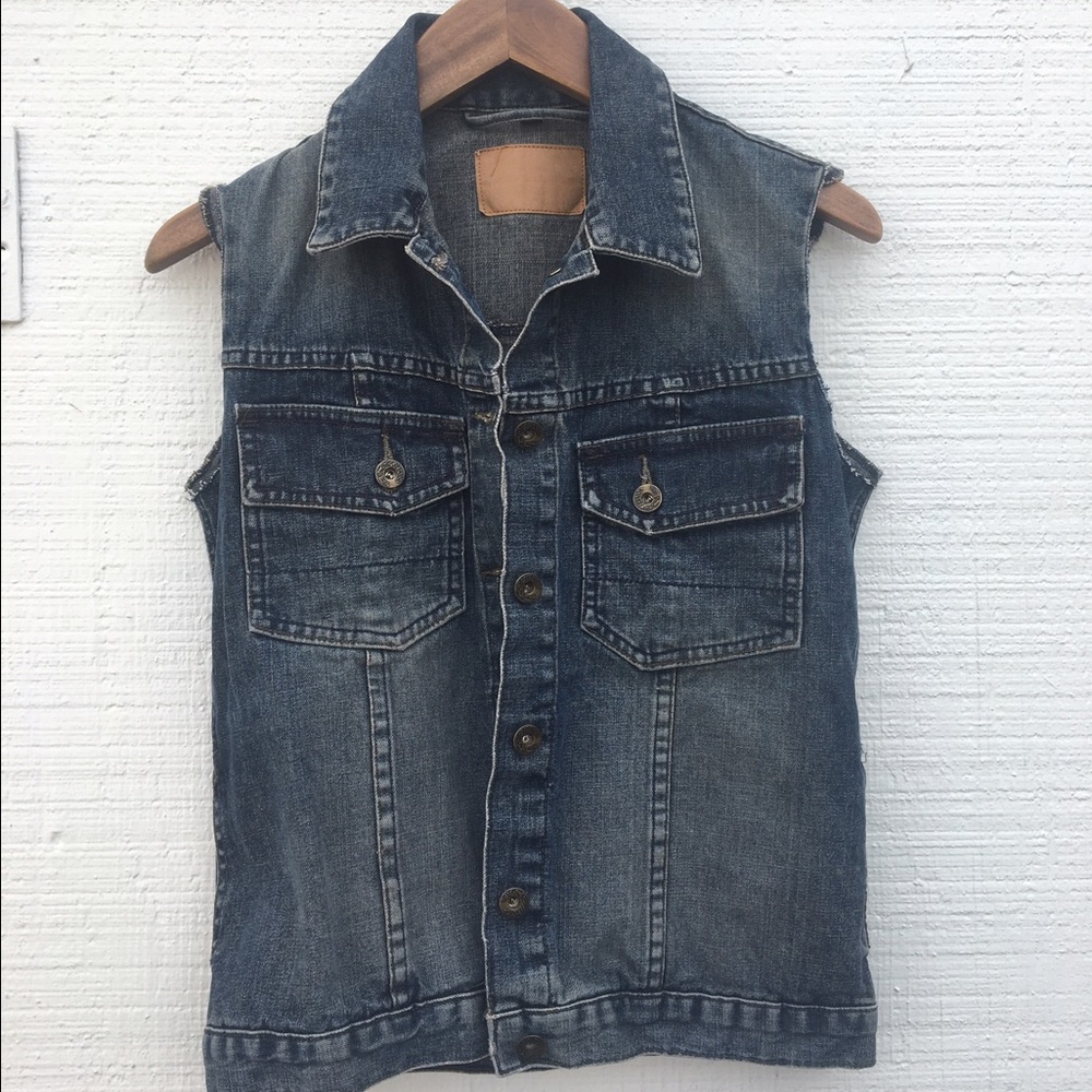 Volcom Jean Jacket size Small