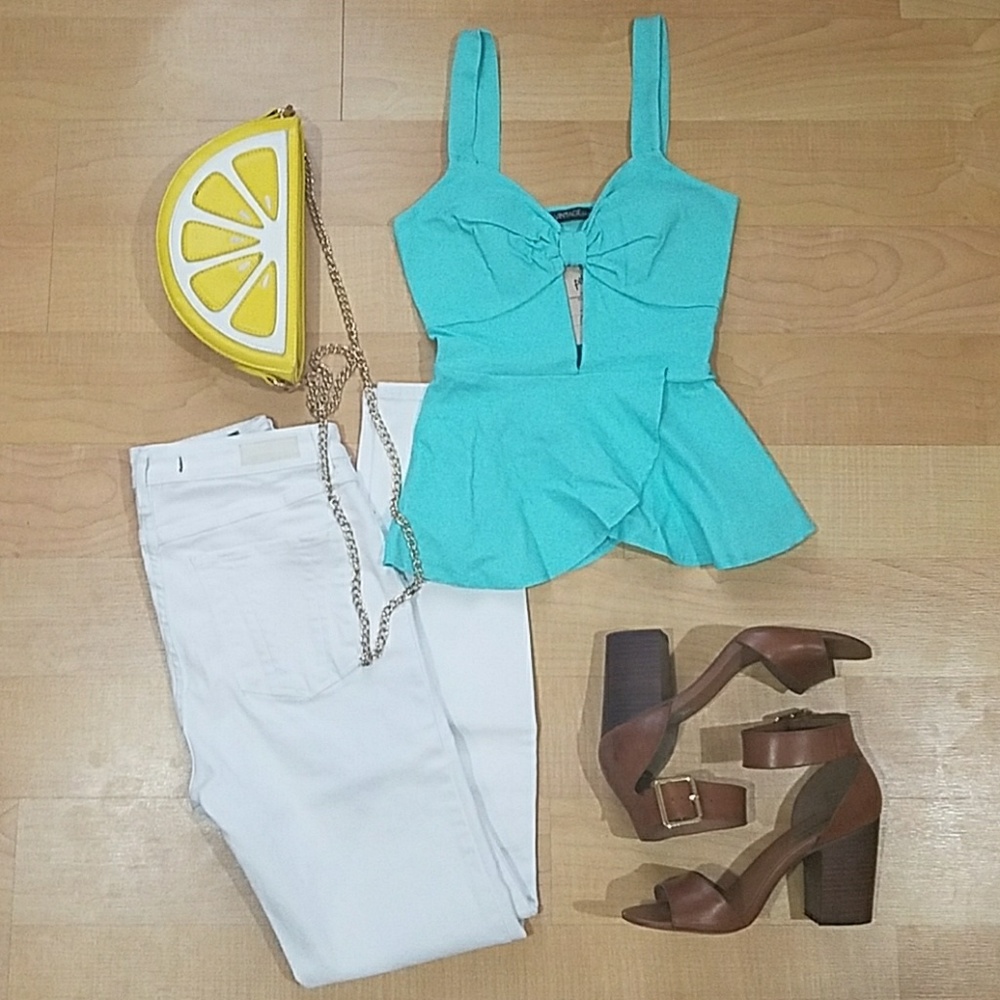 Pitaya Bow top deep-V top