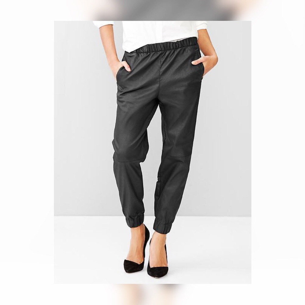GAP Joggers