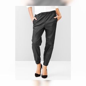 GAP Joggers