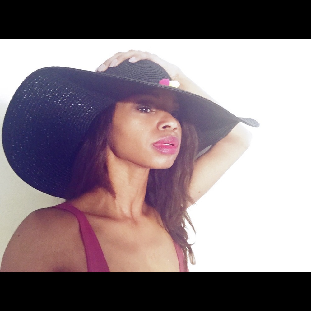 Pom Pom Floppy Beach Hat