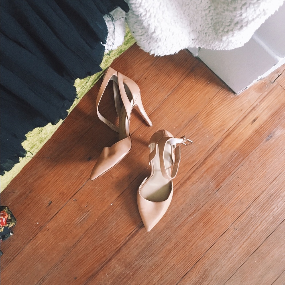 Antonio Melanie Peach Heels