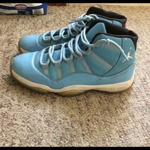 Jordan Retro 11 Pantone Edition