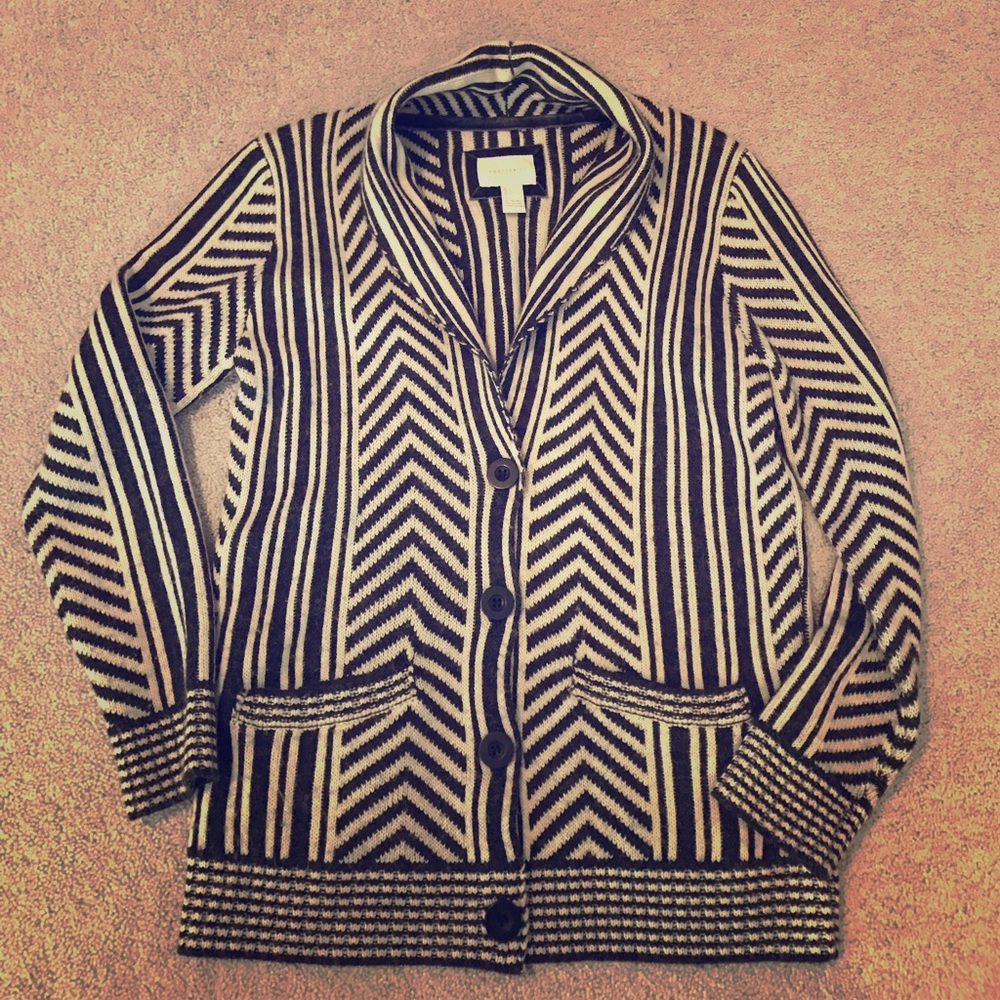 ⚡️SOLD⚡️Chevron Stripe Cardigan