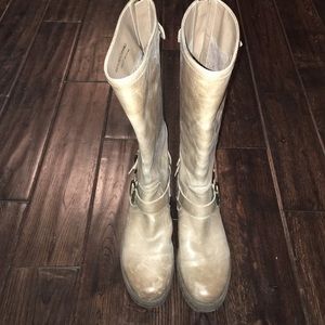 Arturo Chiang riding boots