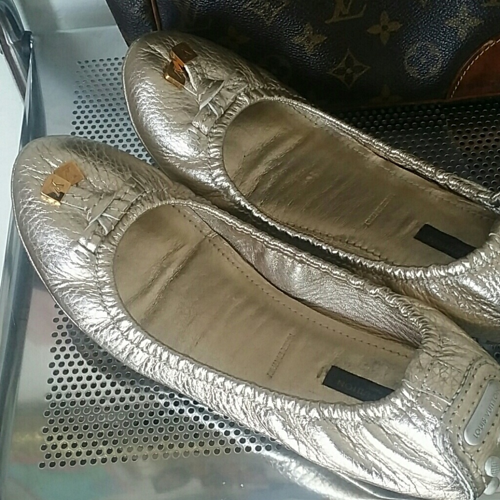 SOLD! Authentic Gold Metallic Louis Vuitton flats