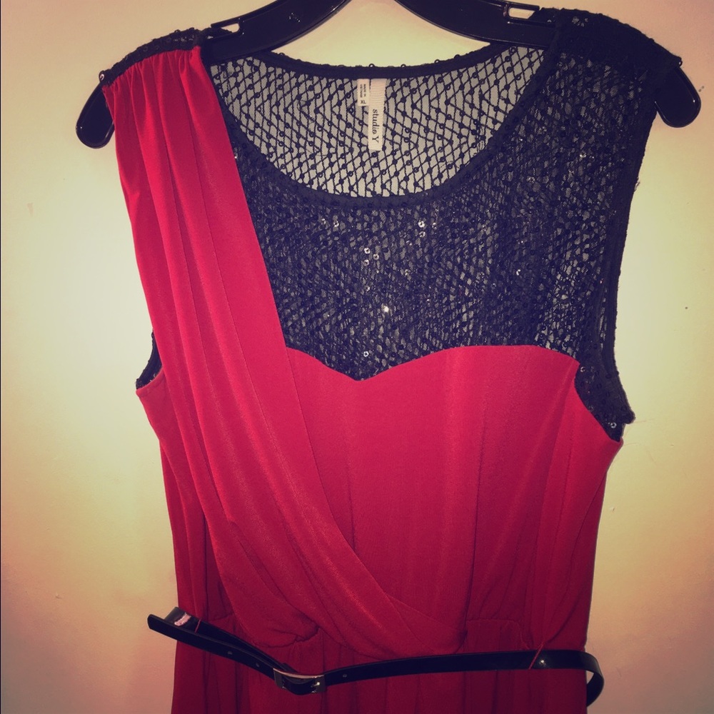 Semi formal dress Studio Y