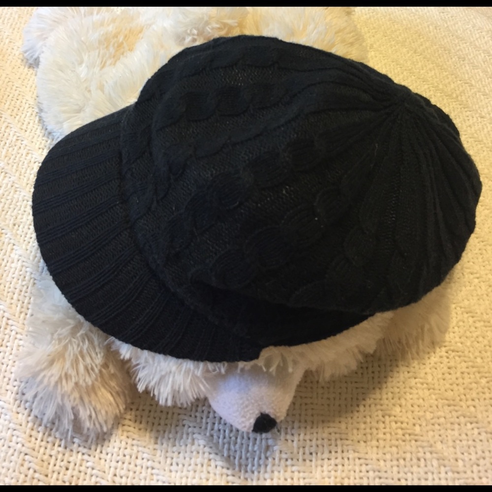 Black cotton hat