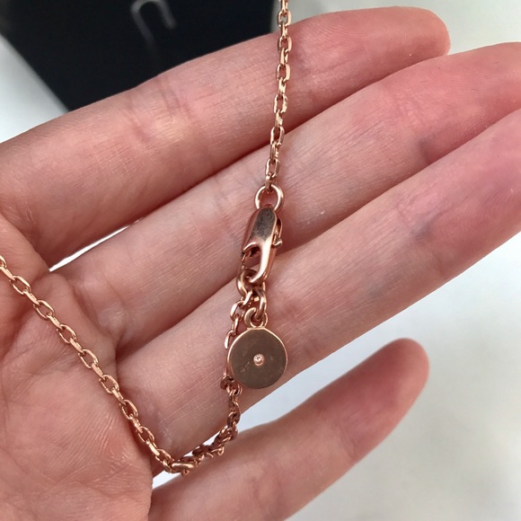 ♦️SOLD♦️ Michael Kors diamond lock necklace - Picture 4 of 6