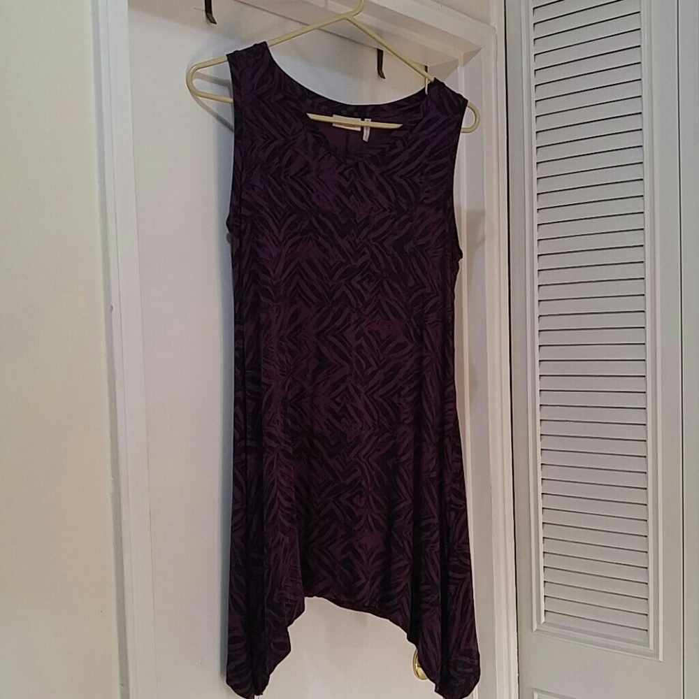 Lori Goldstein LOGO tank