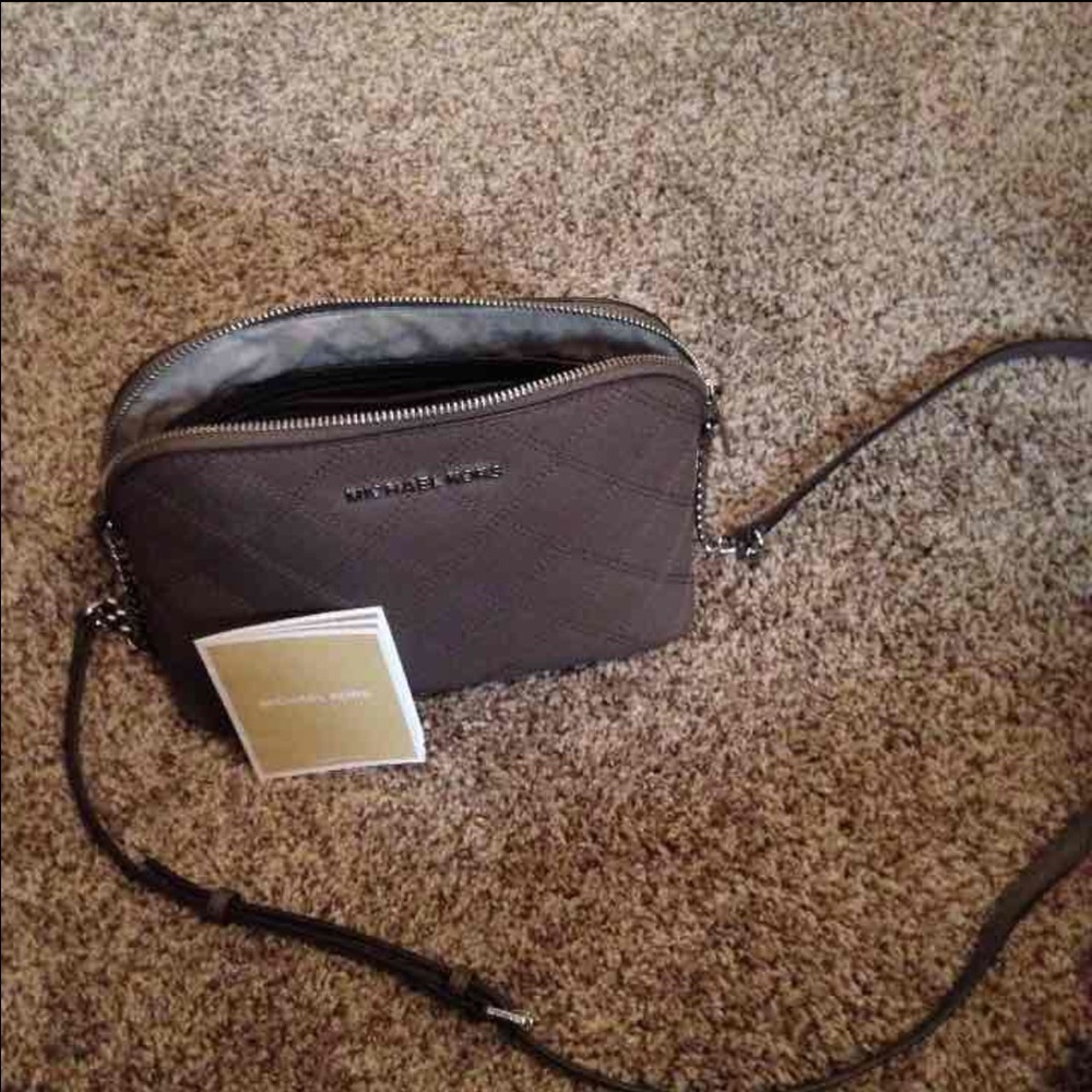 Micheal kors large dome crossbody will trade