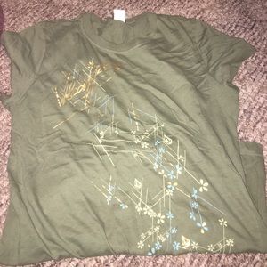 Green Volcom tee