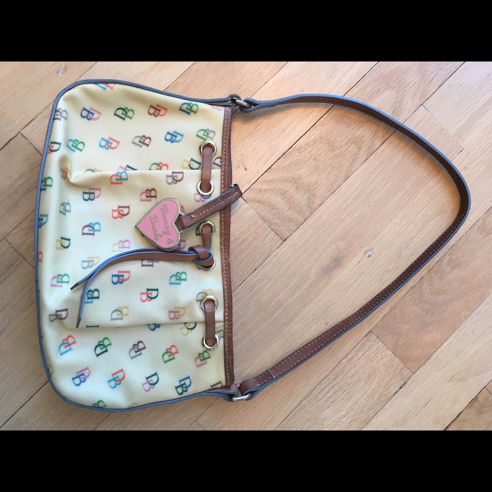Dooney & Bourke small shoulder bag. Classic