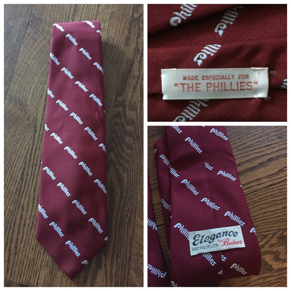 *SOLD* Vintage Phillies Tie