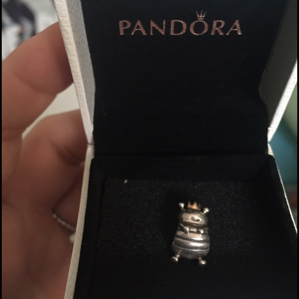QUEEN BEE PANDORA CHARM