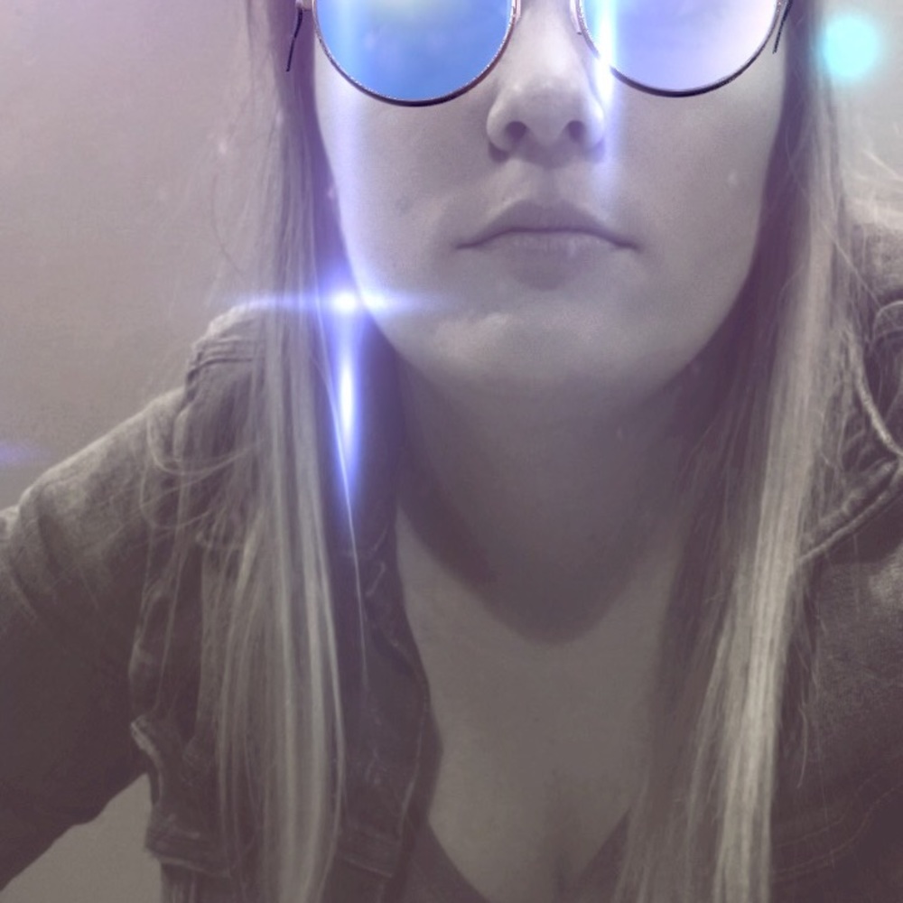 Meet your Posher, Korrie