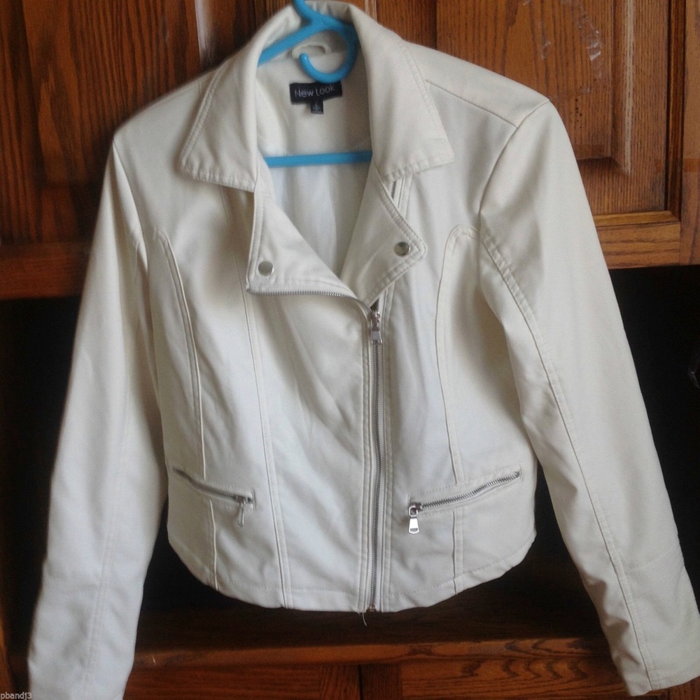 Ivory Color Jacket Junior L by New Look