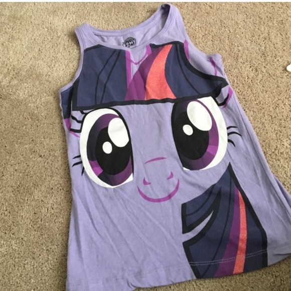 Tank top bundle - Picture 3 of 4