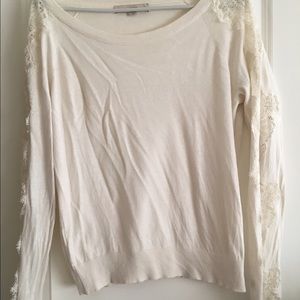 Size L Sweater with Sheer Lace Arms