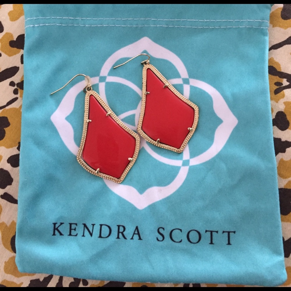 Kendra Scott Alex Drop Earrings in Gold