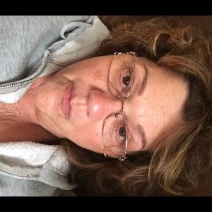 Meet your Posher, Deborah