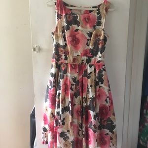Floral Dress perfect for Spring